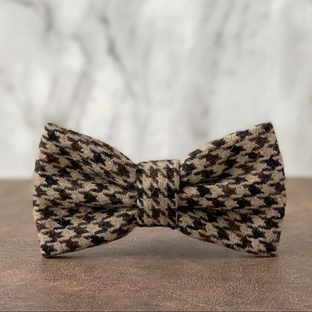 Men’s Houndstooth Wool Tweed Bow Tie